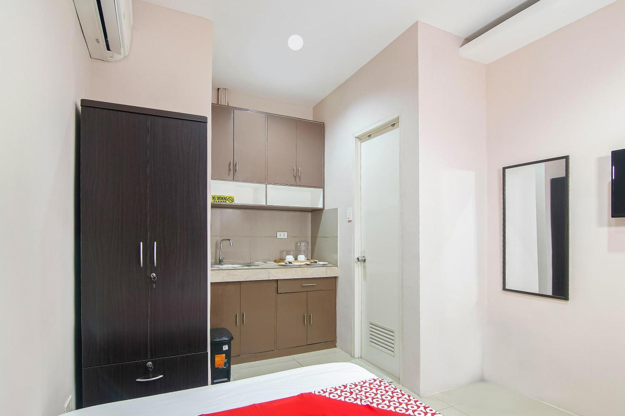 Oyo 766 Ichehan Apartments Manila Exteriér fotografie