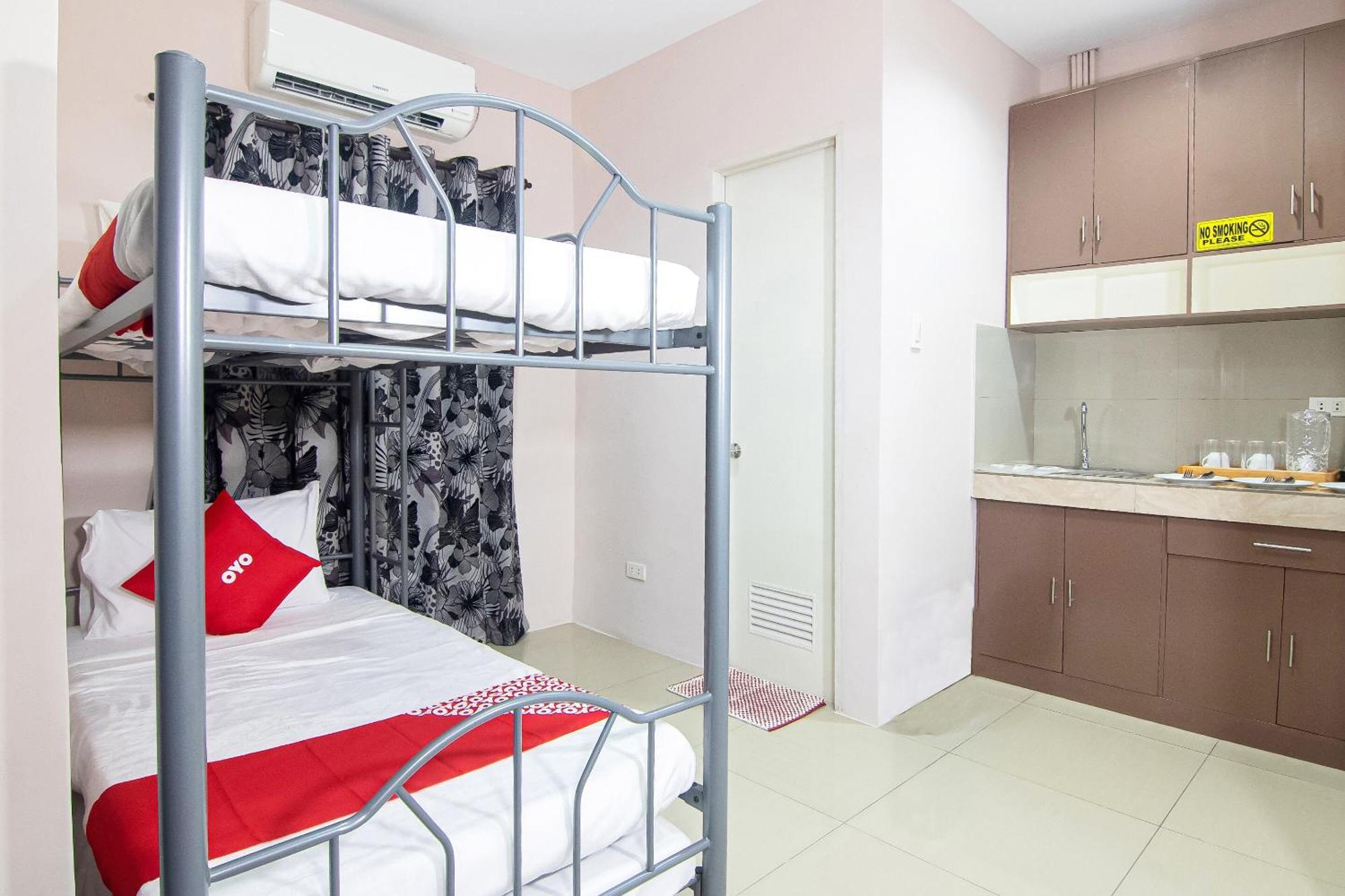 Oyo 766 Ichehan Apartments Manila Exteriér fotografie